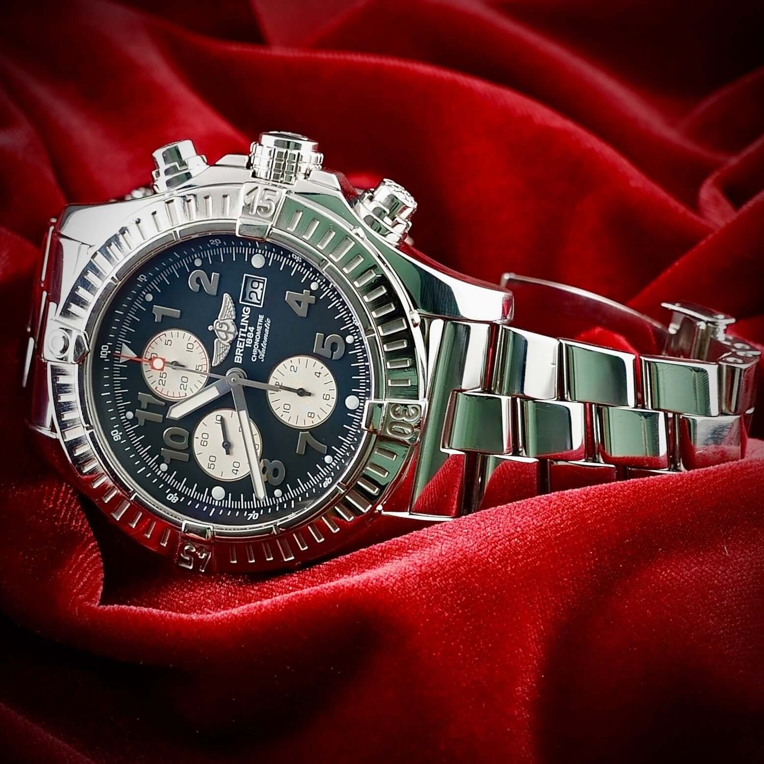 Breitling Super Avenger 48mm A13370 Steel Bracelet & OEM Extra
