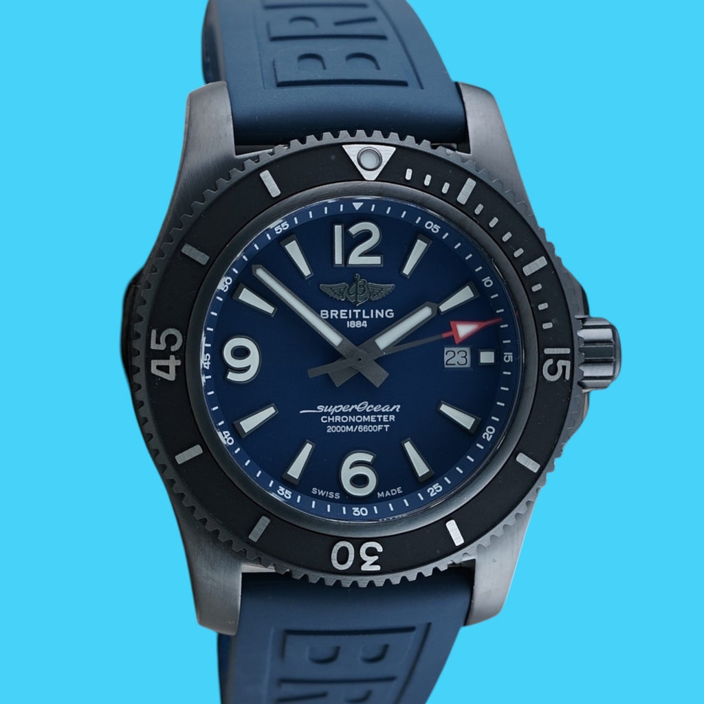 Breitling Superocean 46mm Blacksteel - M17368 - Mint Condition - Full Set