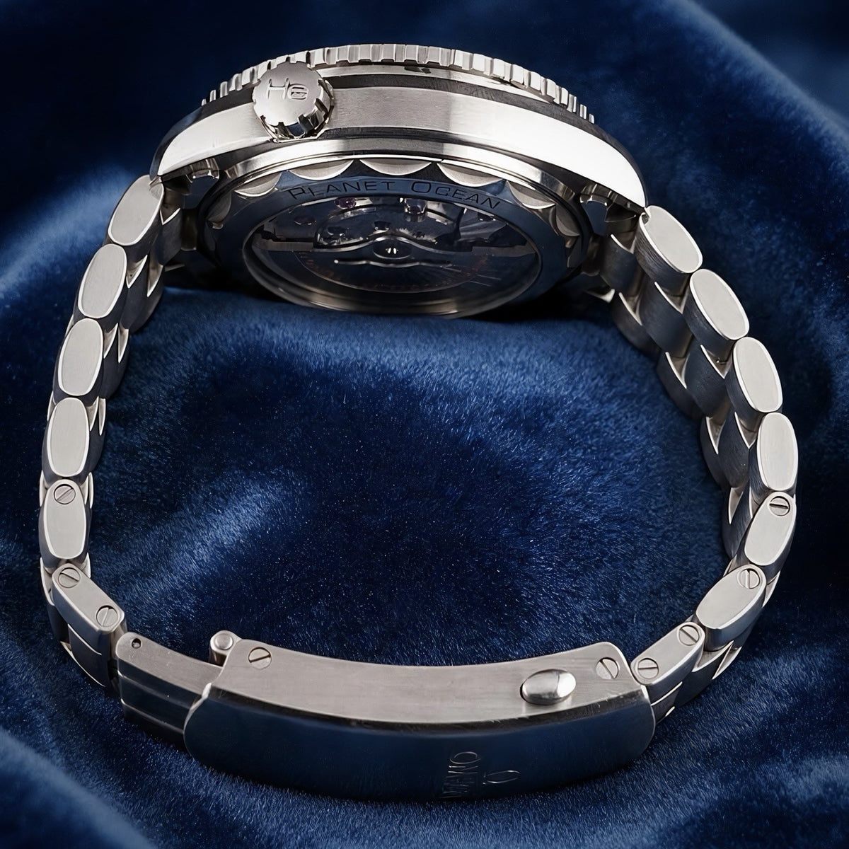 OMEGA Seamaster Planet Ocean 600M 215.30.44.21.04.001