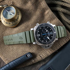 Panerai Luminor Submersible Flyback PAM00615 47mm Titanium Black Dial, 2 Straps