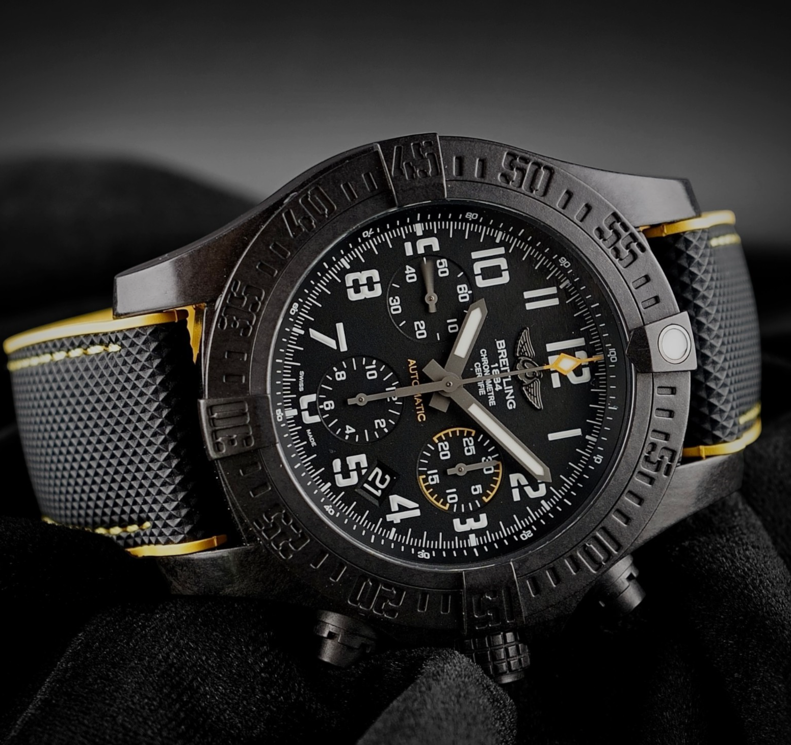 Breitling Avenger Hurricane 12H Chronograph 50mm XB0170E4 -Full Set, Extra Strap