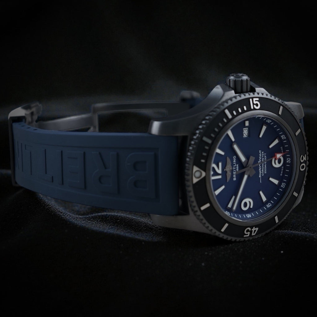 Breitling Superocean 46mm Blacksteel - M17368 - Mint Condition - Full Set