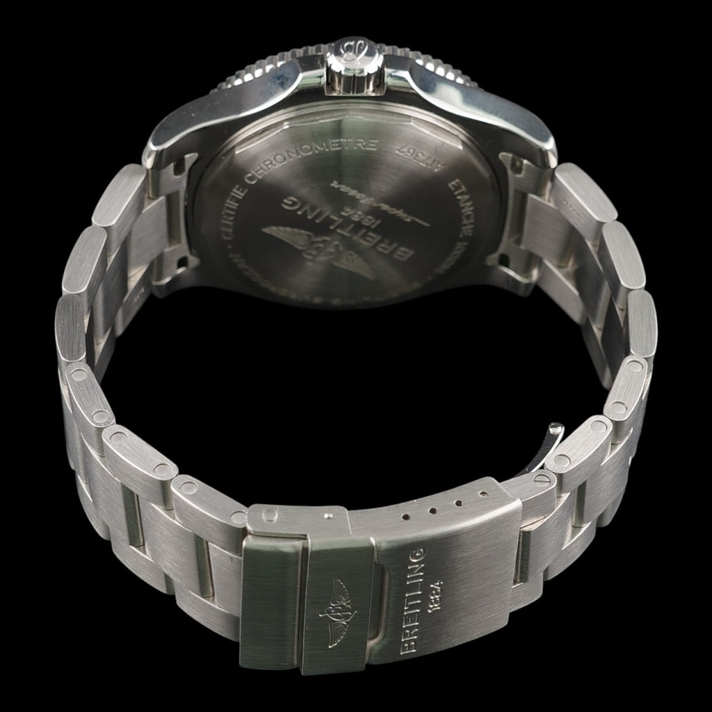 Breitling SuperOcean A17367 Automatic, 44mm, Black/Red Steel Braclet+Extra Strap