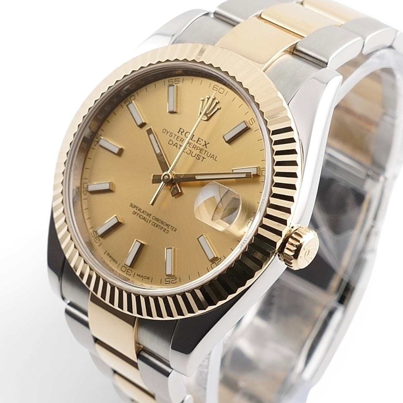 Rolex Datejust 41 - 126333 Fluted Bezel Two Tone Yellow Gold Champagne Full Set