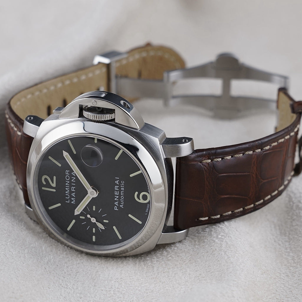 Panerai Luminor Marina 40mm - PAM00048 - Three OEM Straps, Date, Seconds & More
