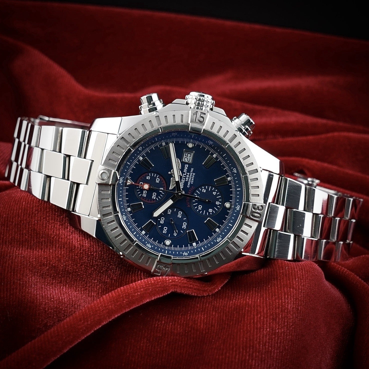 Breitling Super Avenger 48mm, A13370 -Steel Bracelet | Blue Dial | Extra Strap