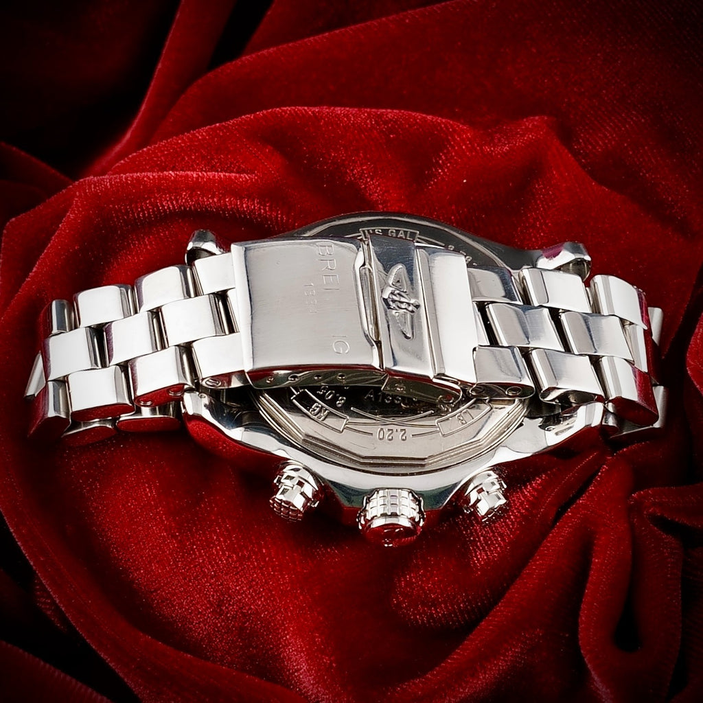 Breitling Super Avenger 48mm A13370 - White Dial Chronograph on Steel Bracelet