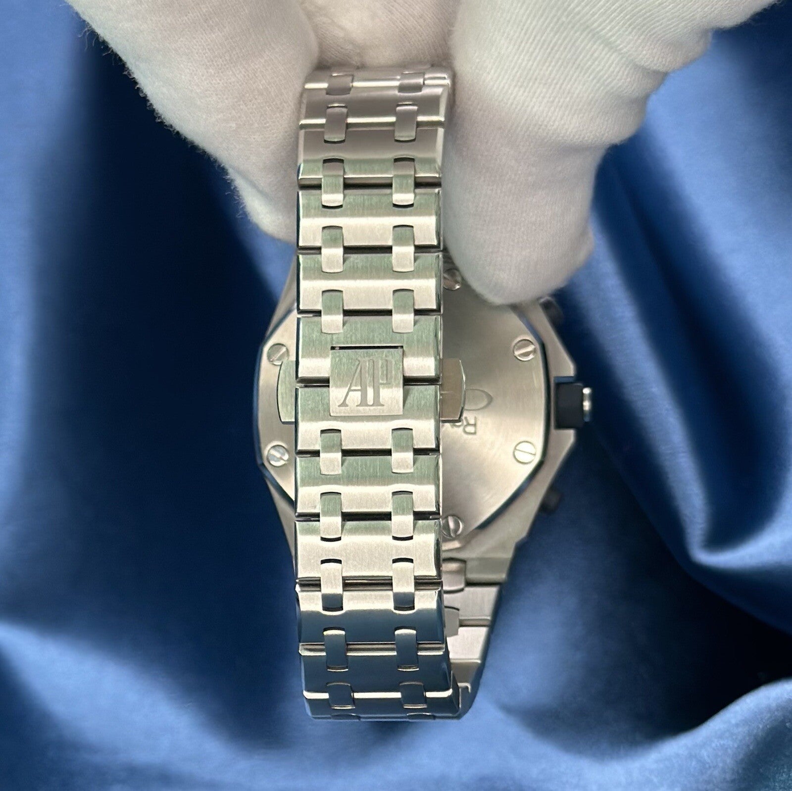 Audemars Piguet Royal Oak Offshore 'BEAST' Blue/Grey Ref. 26237ST.OO.1000ST.01