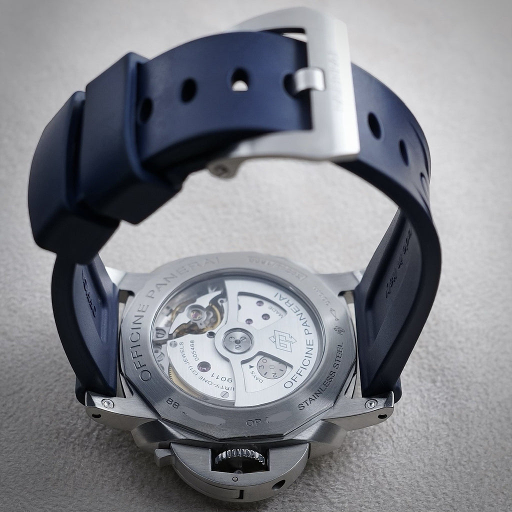 Panerai Luminor GMT - PAM01033 Blue Dial 44mm, Box & Docs -Two Straps, Excellent