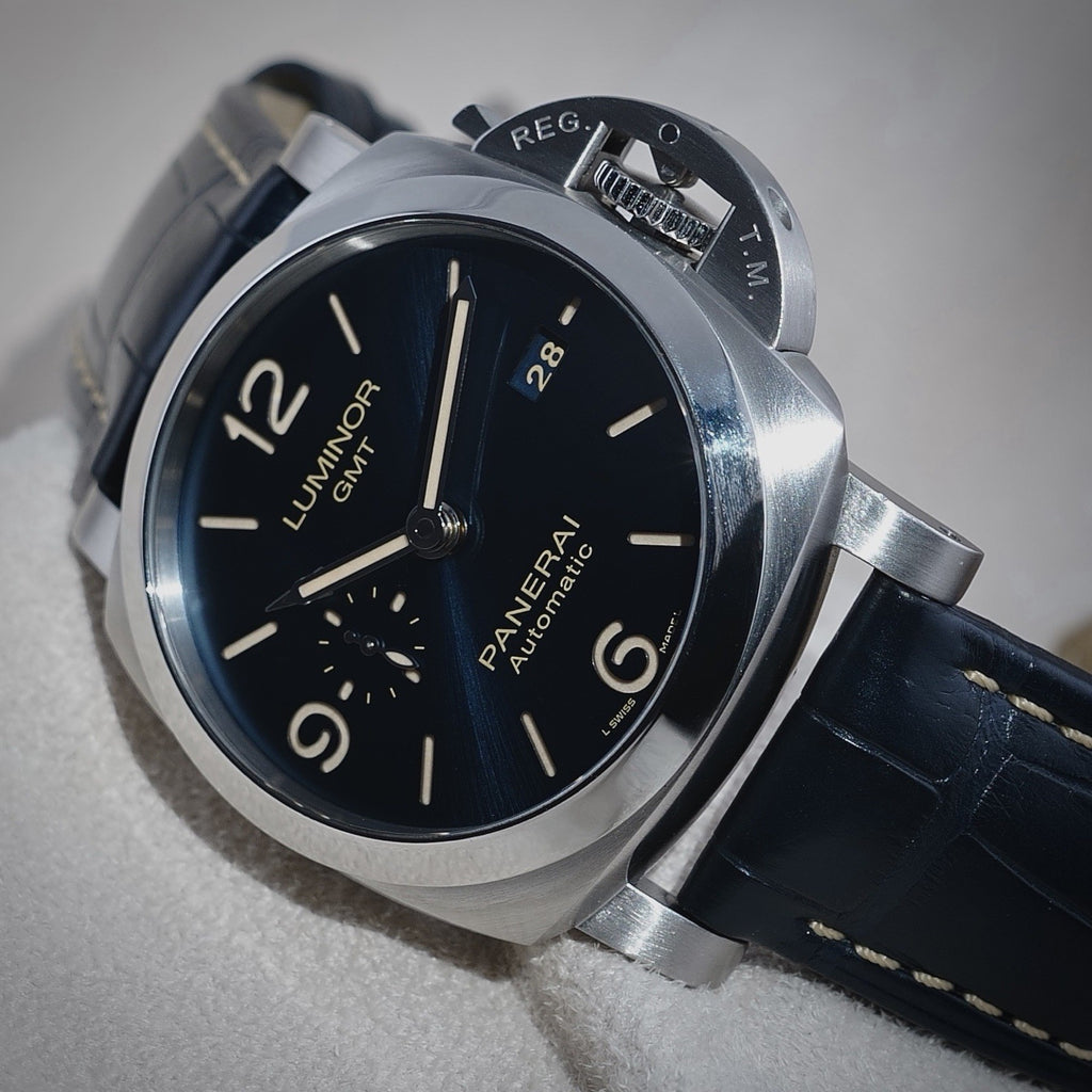 Panerai Luminor GMT - PAM01033 Blue Dial 44mm, Box & Docs -Two Straps, Excellent