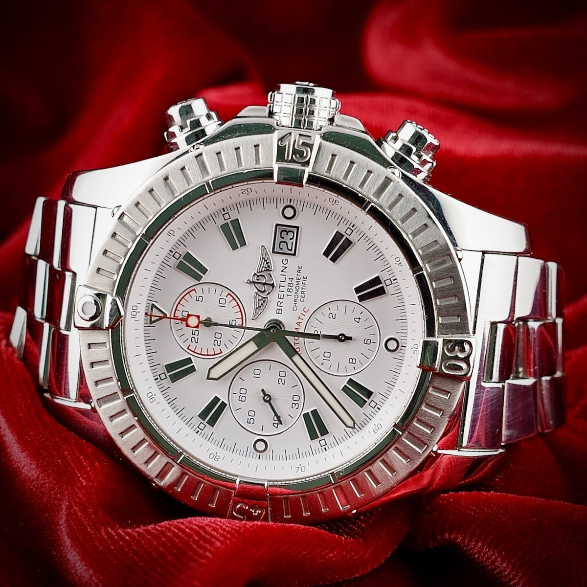 Breitling Super Avenger 48mm A13370 - White Dial Chronograph on Steel Bracelet