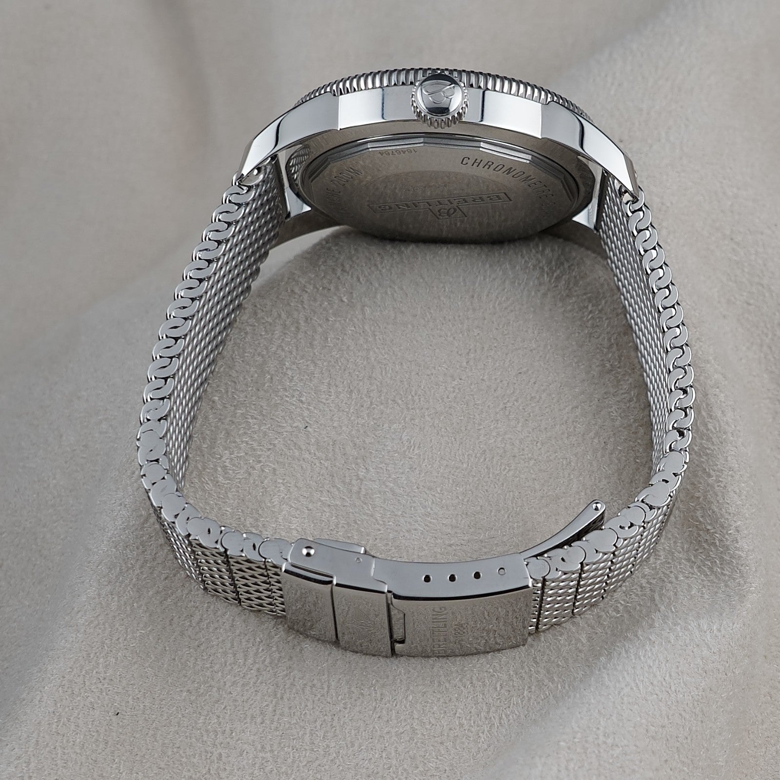 Breitling Superocean 46mm Heritage A17320 Cream Dial, Steel Bracelet,Extra Strap