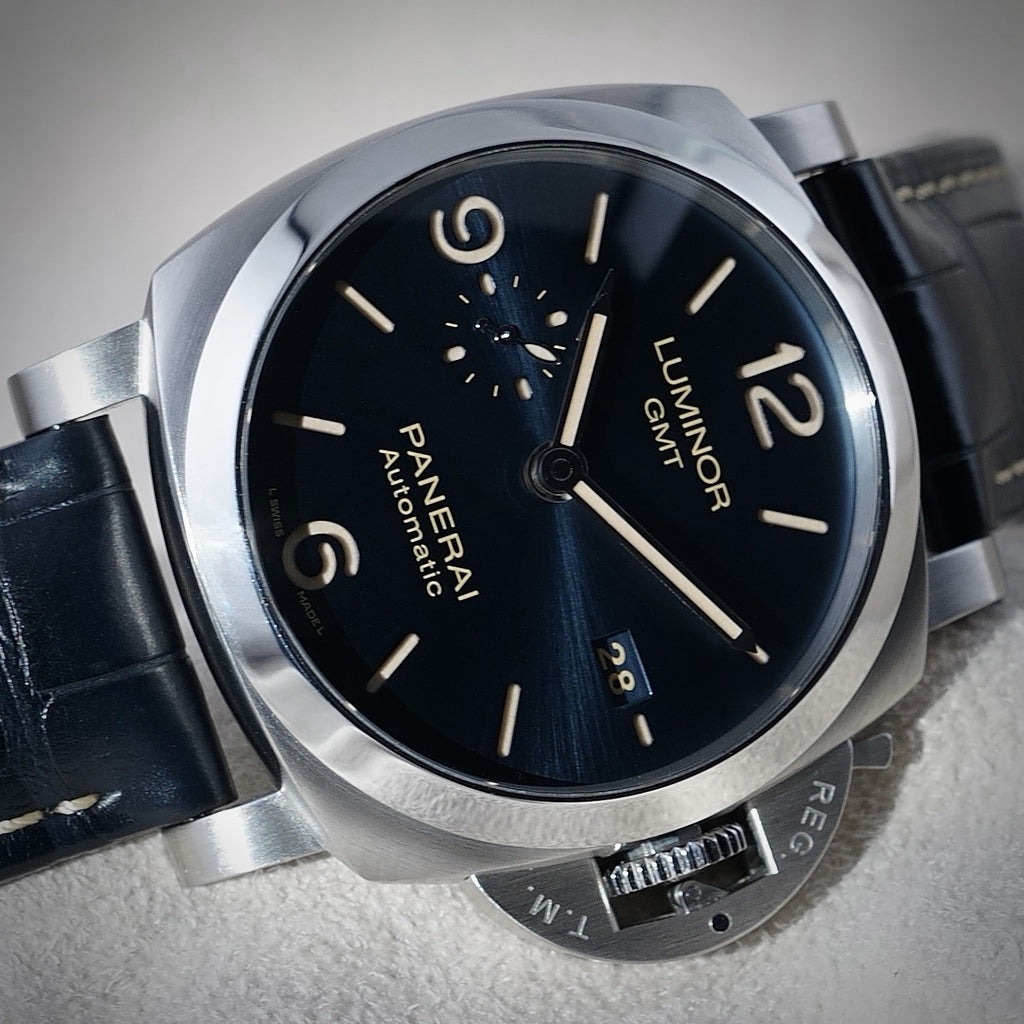 Panerai Luminor GMT - PAM01033 Blue Dial 44mm, Box & Docs -Two Straps, Excellent