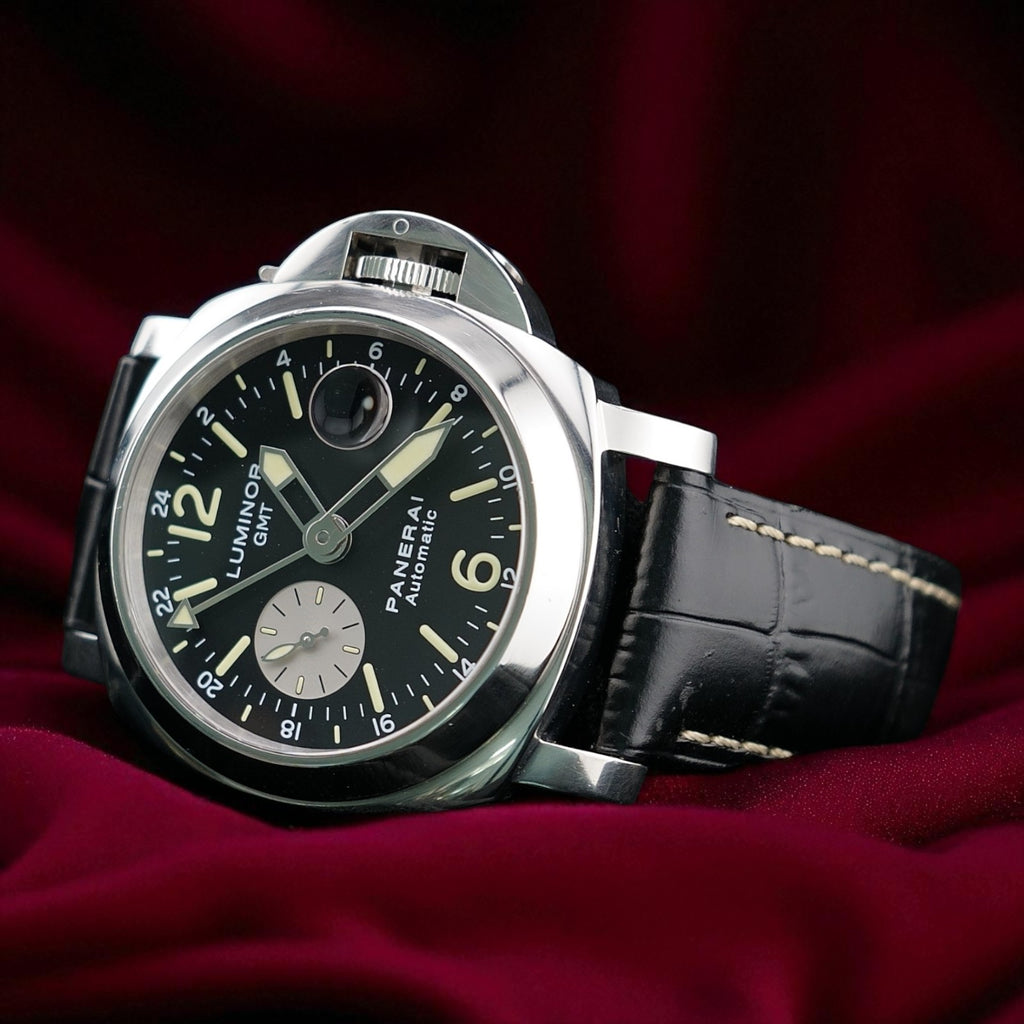 Panerai Luminor GMT PAM00088 - 44mm - Black Dial, Full Set & Card, Extra strap