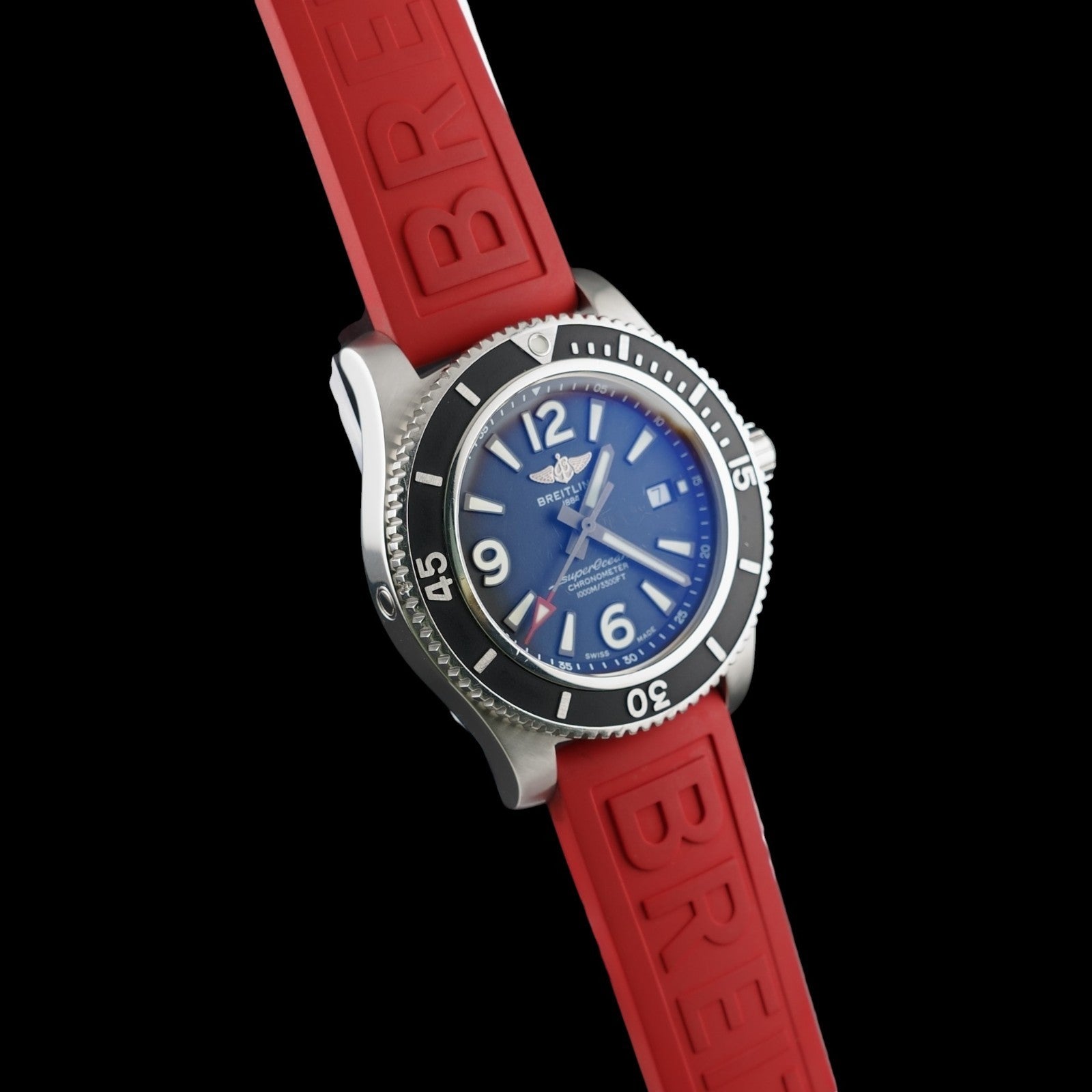 Breitling SuperOcean A17367 Automatic, 44mm, Black/Red Steel Braclet+Extra Strap