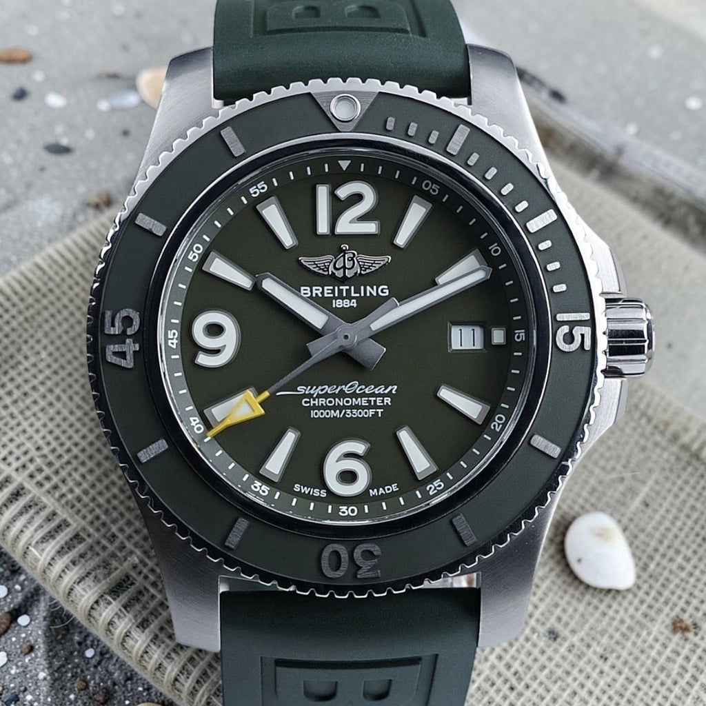 Breitling Superocean A17367 Automatic 44mm Outerknown Green Dial NATO Box & Docs