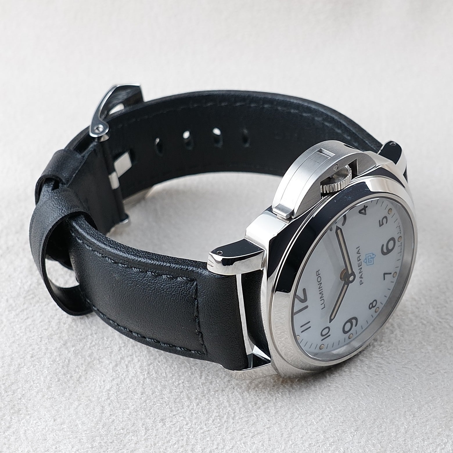 Panerai Luminor Base PAM00630 White 44mm —Warranty Card, Box, 3 Straps -FULL SET