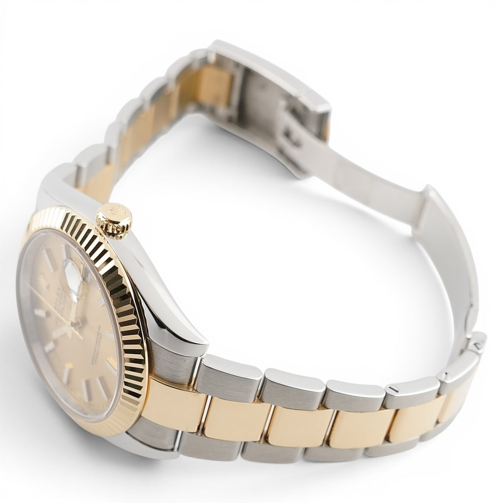 Rolex Datejust 41 - 126333 Fluted Bezel Two Tone Yellow Gold Champagne Full Set