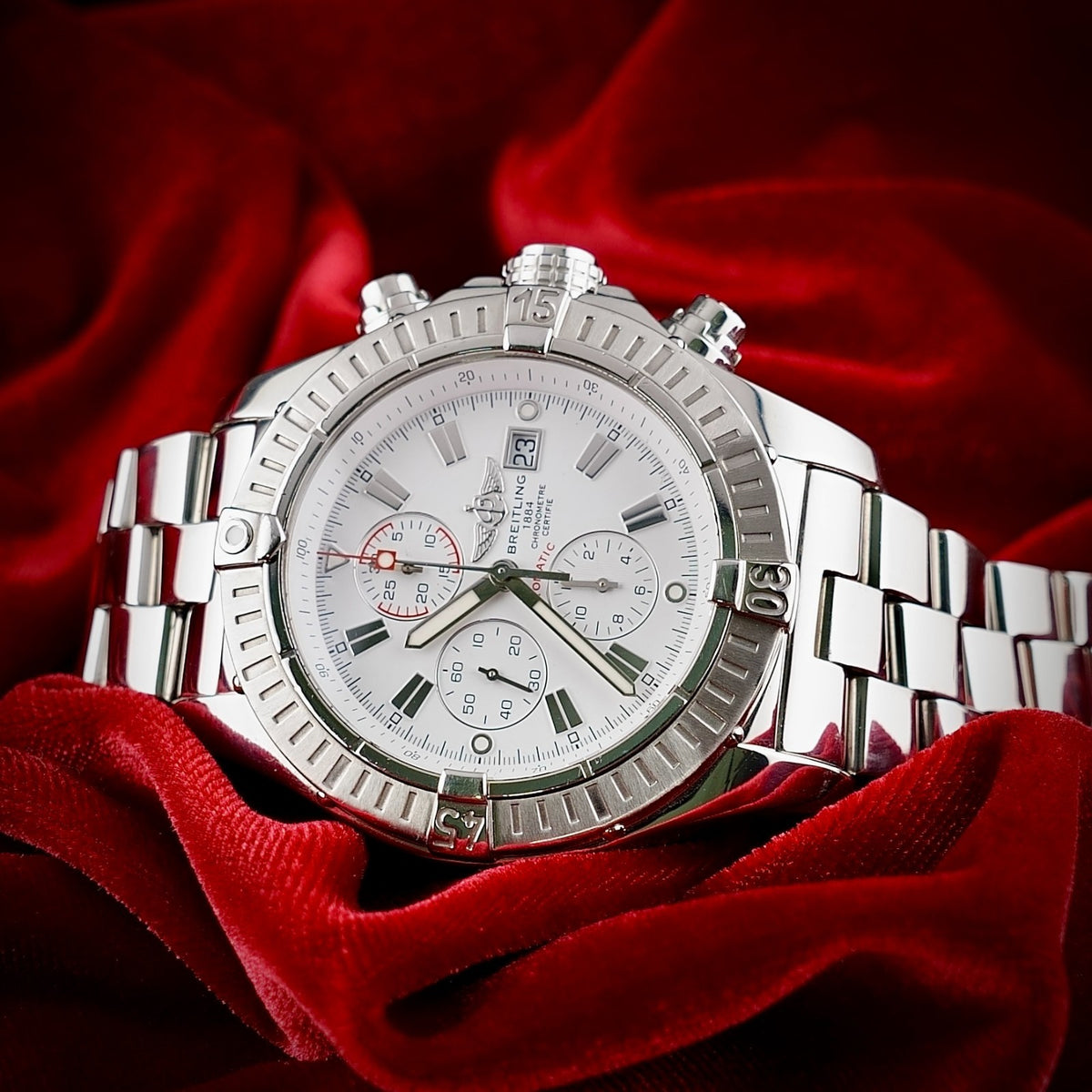 Breitling Super Avenger 48mm A13370 - White Dial Chronograph on Steel Bracelet