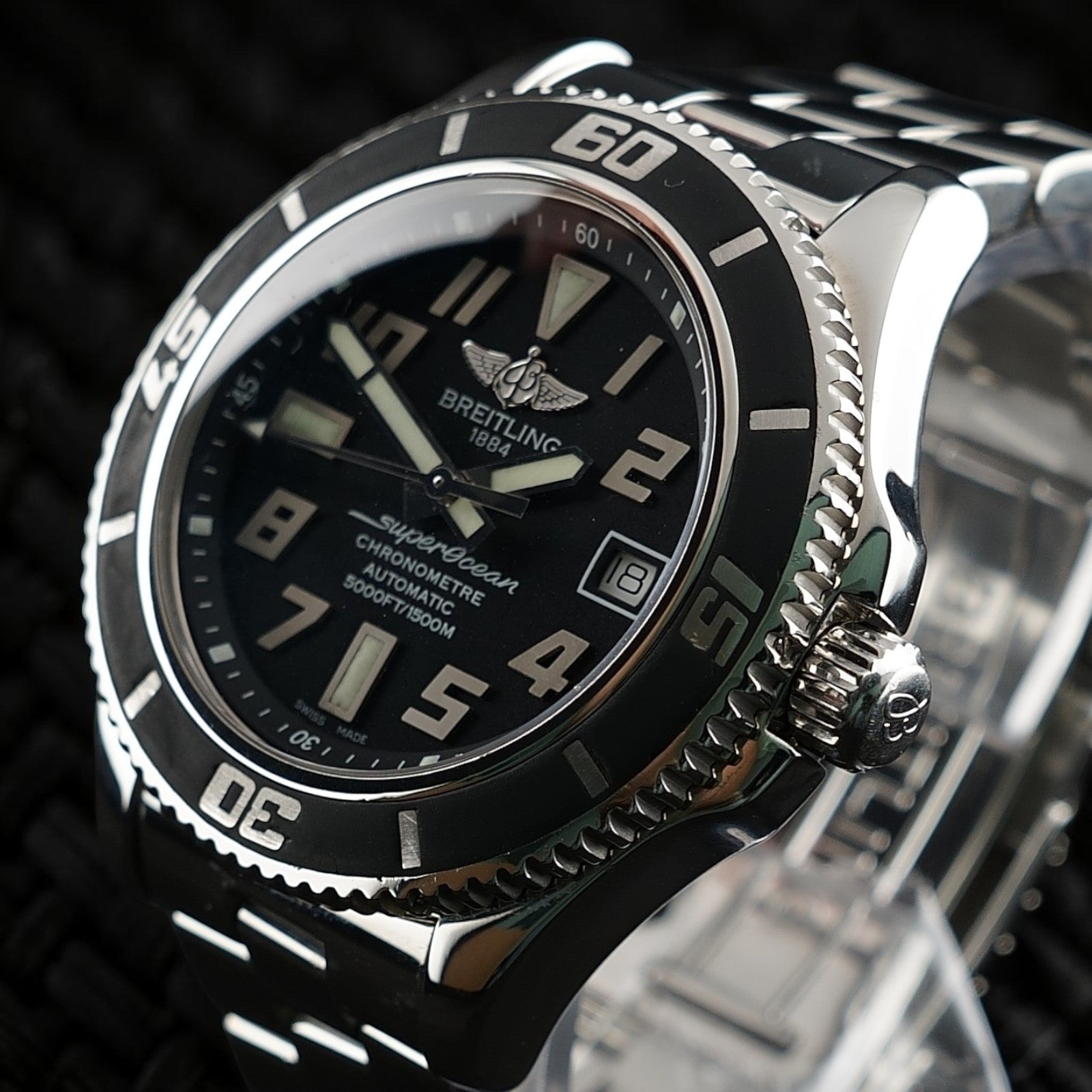 Breitling Superocean A17364 - Black 42mm - Steel Bracelet, Full Set, Extra Strap