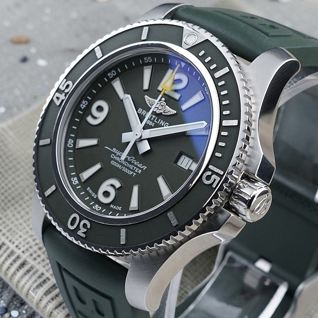 Breitling Superocean A17367 Automatic 44mm Outerknown Green Dial NATO Box & Docs