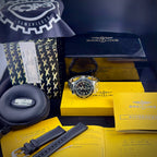 Breitling Superocean A17364 - Black 42mm - Steel Bracelet, Full Set, Extra Strap