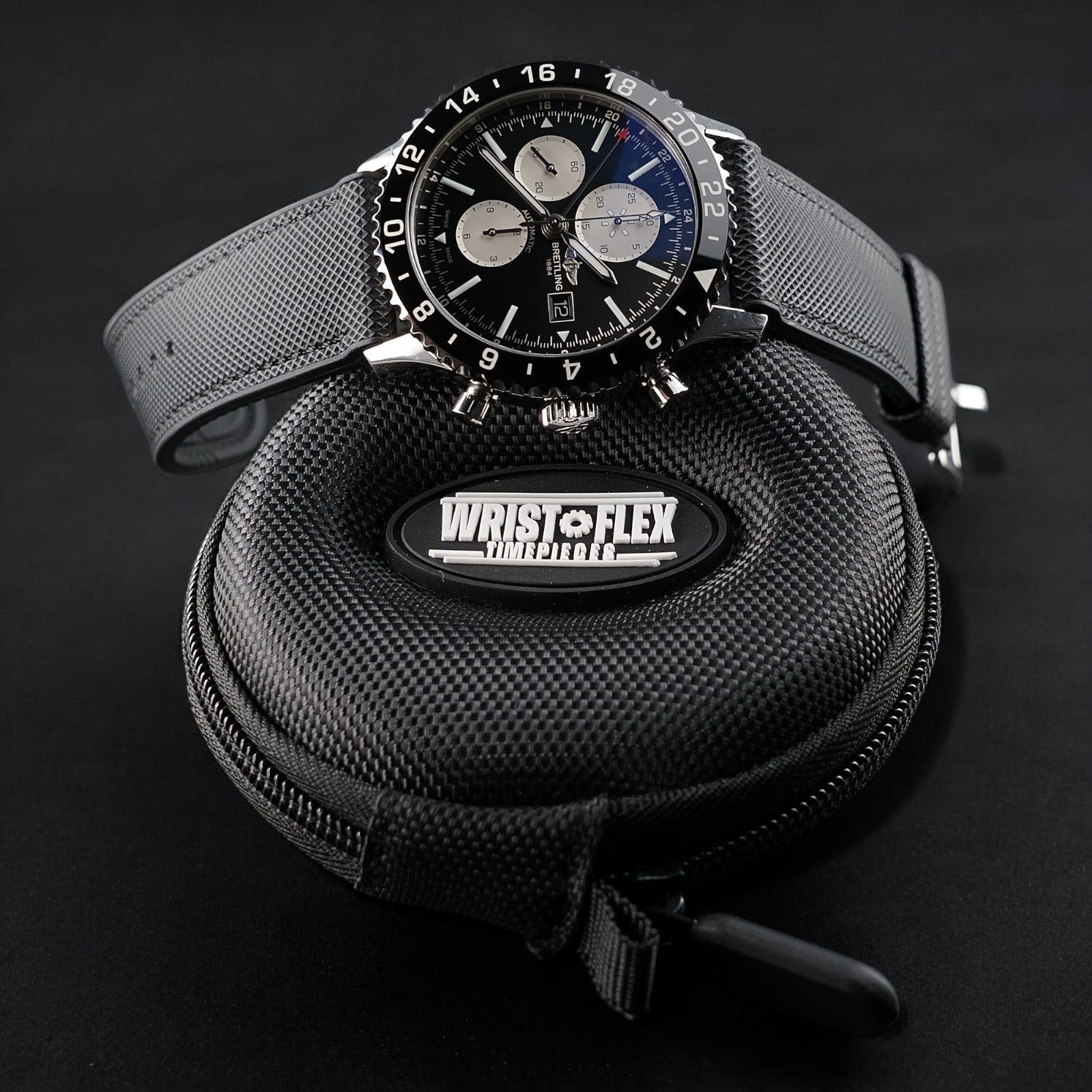 Breitling Chronoliner Y24310 GMT Chrono Reverse Panda Pilot Watch 46mm -Bracelet