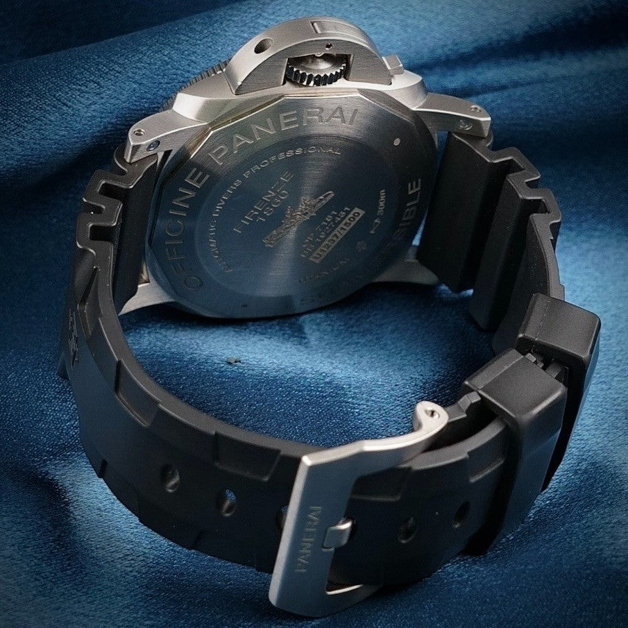 Panerai Luminor Submersible PAM01305 47mm Titanium Automatic FULL SET + 2 Straps