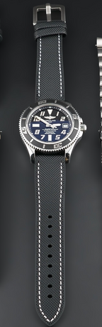 Breitling Superocean A17364 - Black 42mm - Steel Bracelet, Full Set, Extra Strap