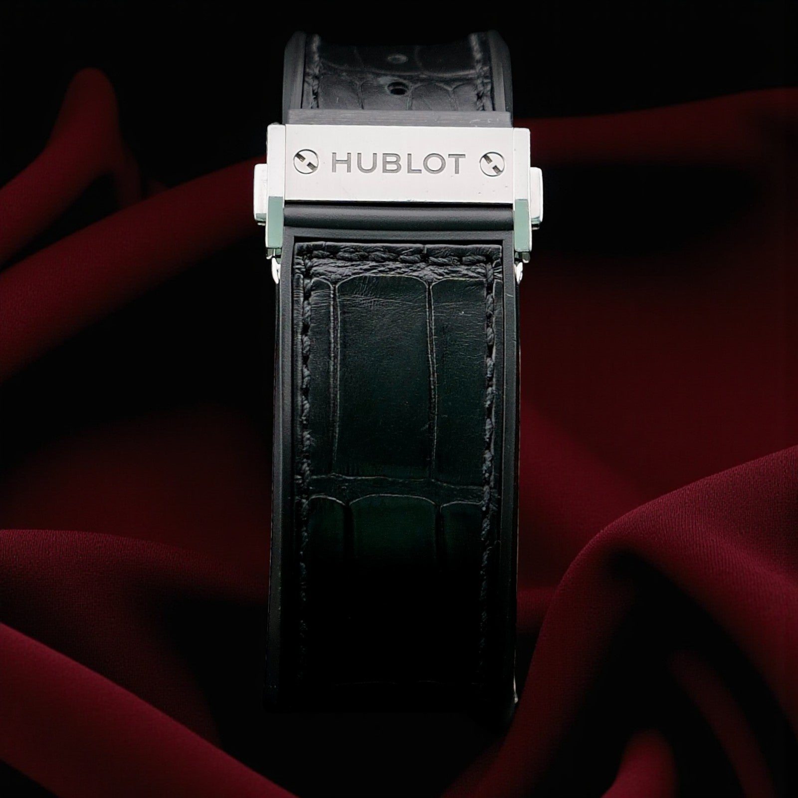 Hublot Classic Fusion Aerofusion Skeleton 45mm –Ref. 525.NX.0170.LR - Box & Card