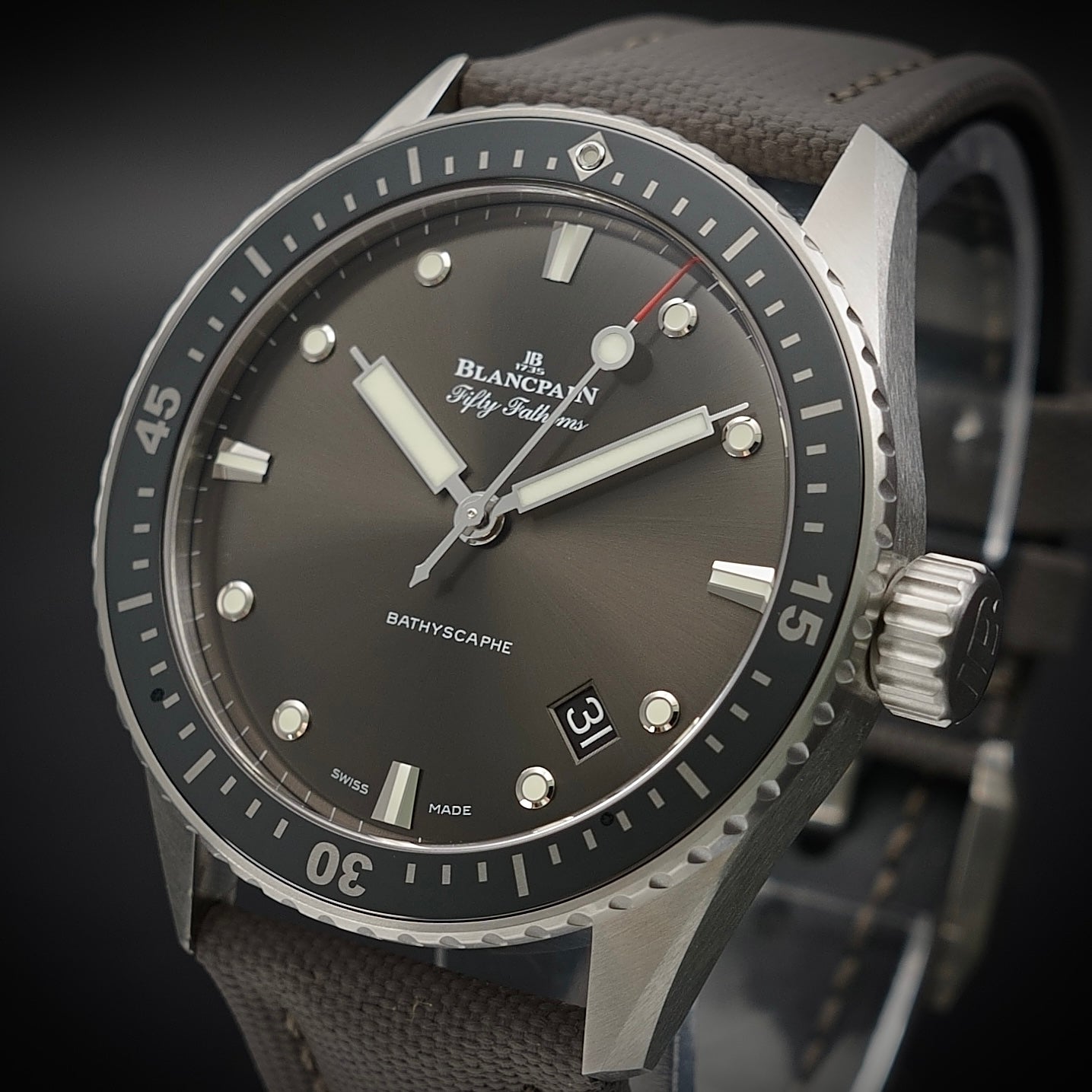 Blancpain Fifty Fathoms Bathyscaphe 5000-1110-K52A 43mm 2025 Full Set 2 Straps