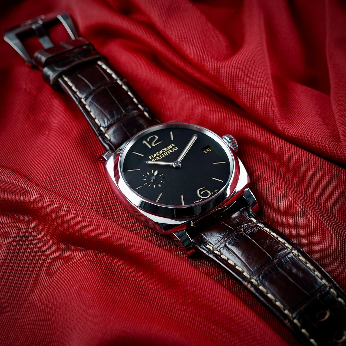 Panerai Radiomir 1940 3 Days Black Dial 47mm - PAM00514 - Extra Straps