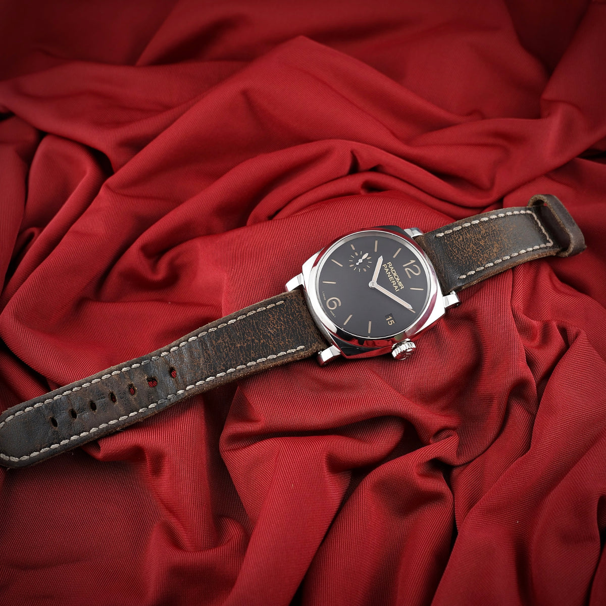 Panerai Radiomir 1940 3 Days Black Dial 47mm - PAM00514 - Extra Straps