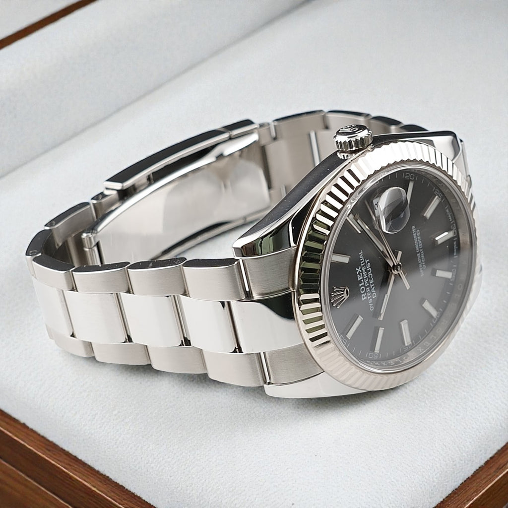 Side profile of Rolex Datejust 41 126334 showing the stainless steel case and Oyster bracelet.